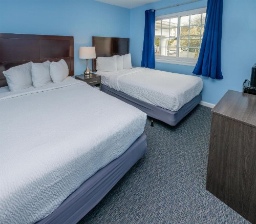 Commander Beach House Hotel - image 34