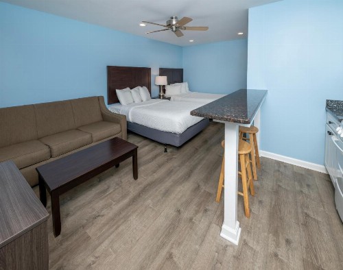 Commander Beach House Hotel - image 7