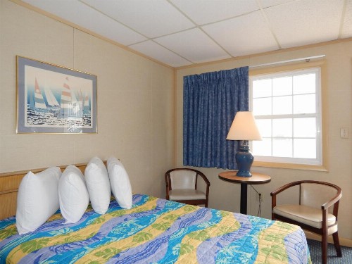 Sun 'n Fun Motel - image 10