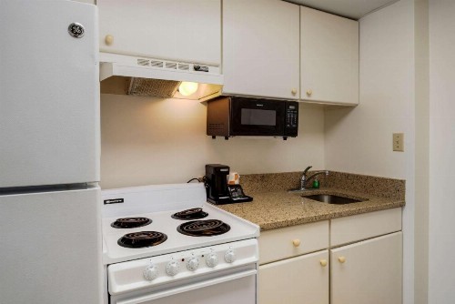 Quality Inn & Suites Oceanblock - image 16