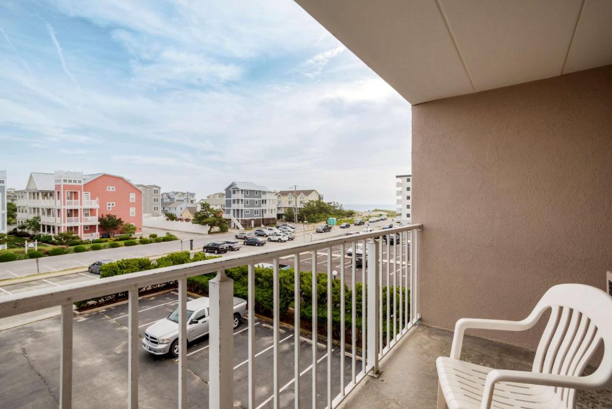 Quality Inn & Suites Oceanblock - image 4