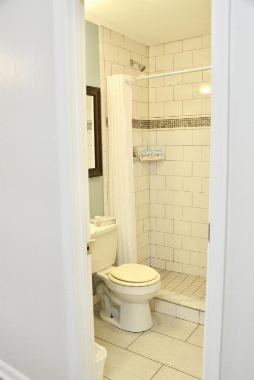 White Marlin Inn - image 18