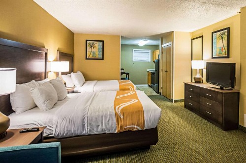 Quality Inn Oceanfront - image 4