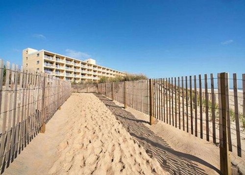 Quality Inn Oceanfront - image 43