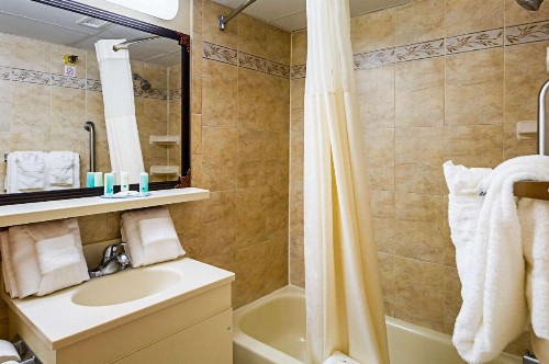 Quality Inn Oceanfront - image 46