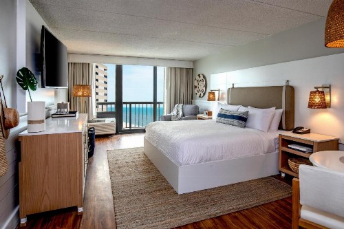 Clarion Resort Fontainebleau Hotel Oceanfront - image 17