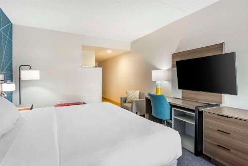 Comfort Suites Ocean City - image 12