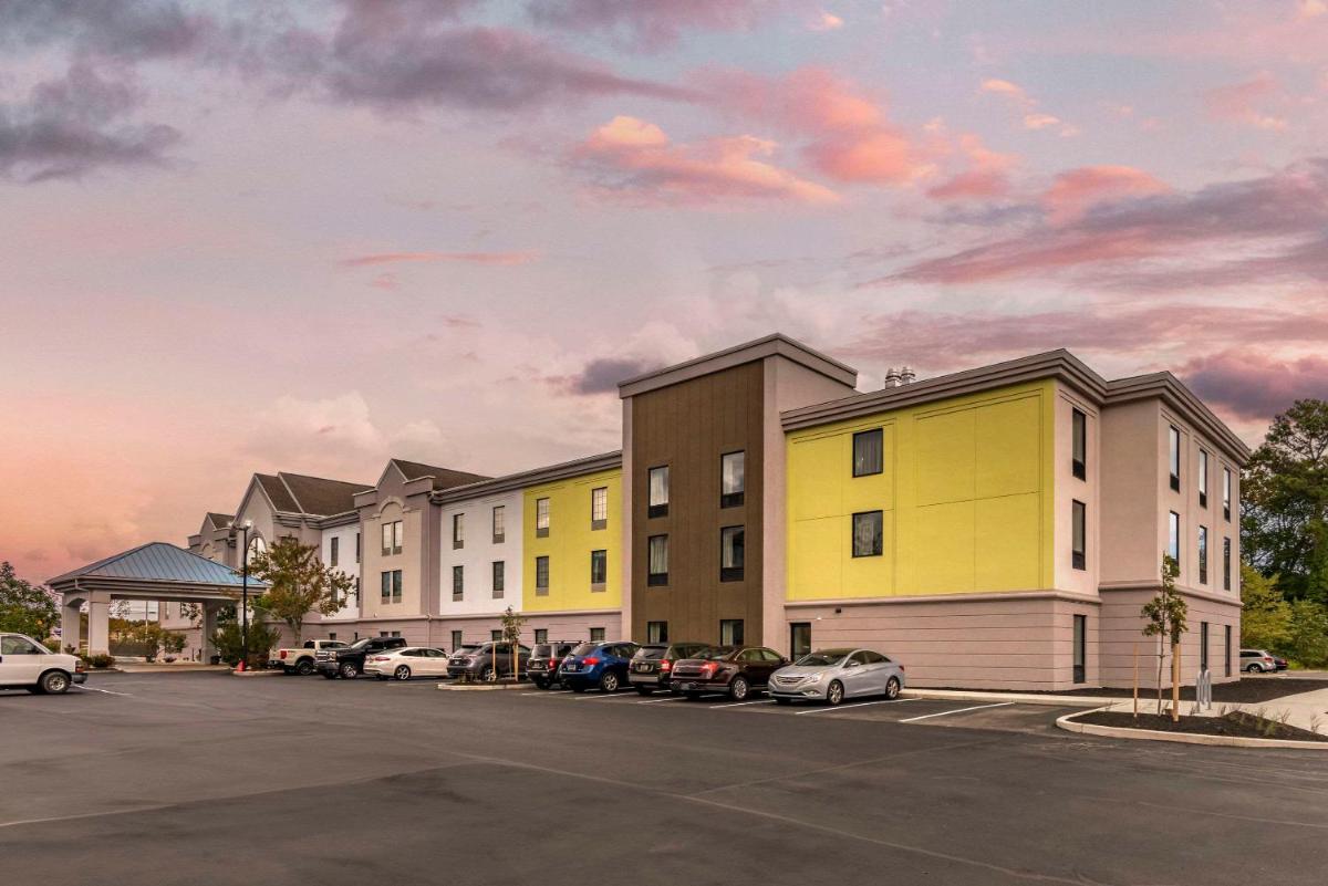 Comfort Suites Ocean City - image 5