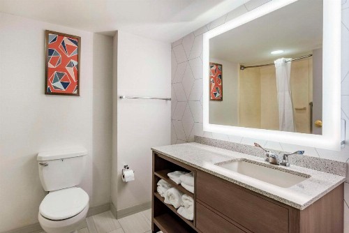 Comfort Suites Ocean City - image 8