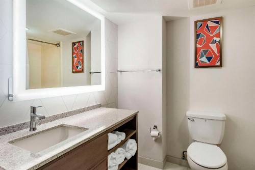 Comfort Suites Ocean City - image 9
