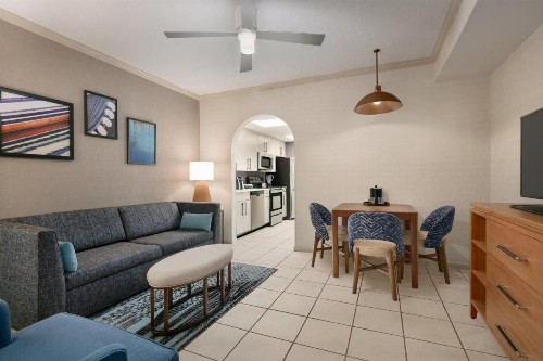 Holiday Inn Hotel & Suites Ocean City an IHG Hotel - image 48
