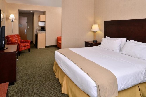 Holiday Inn Express & Suites - Ocean City an IHG Hotel - image 22