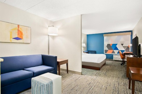 Holiday Inn Express & Suites - Ocean City an IHG Hotel - image 33
