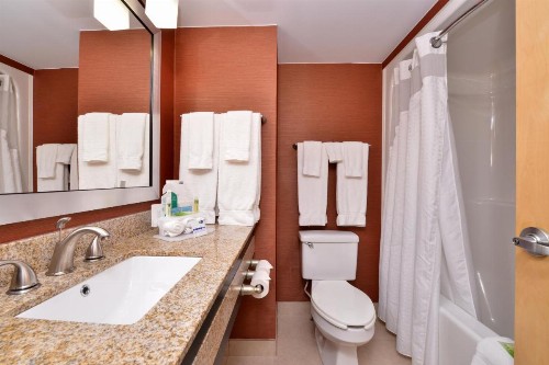 Holiday Inn Express & Suites - Ocean City an IHG Hotel - image 38