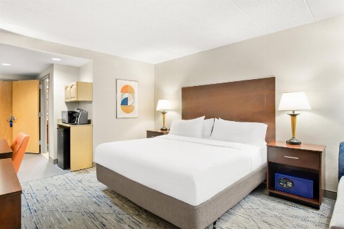 Holiday Inn Express & Suites - Ocean City an IHG Hotel - image 46