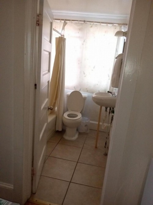 Surf Villa Hotel - image 2