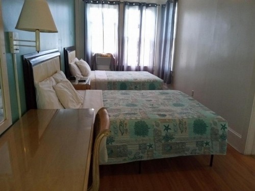 Surf Villa Hotel - image 9