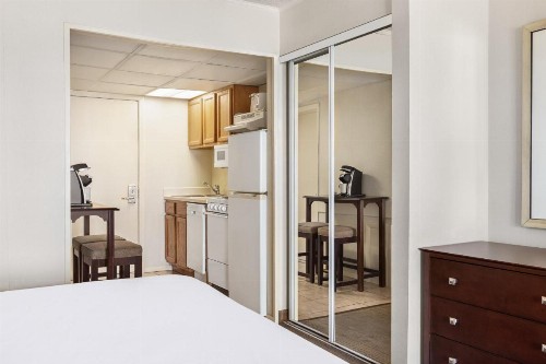 Holiday Inn Ocean City an IHG Hotel - image 15