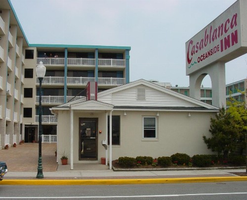 Casablanca Oceanside Inn - image 21