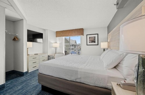 Hotel Monte Carlo Ocean City - image 6