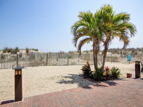 Castle in the Sand - image 25