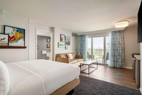 DoubleTree by Hilton Ocean City Oceanfront - image 28