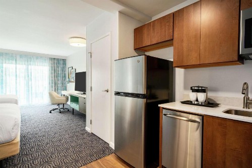 DoubleTree by Hilton Ocean City Oceanfront - image 46