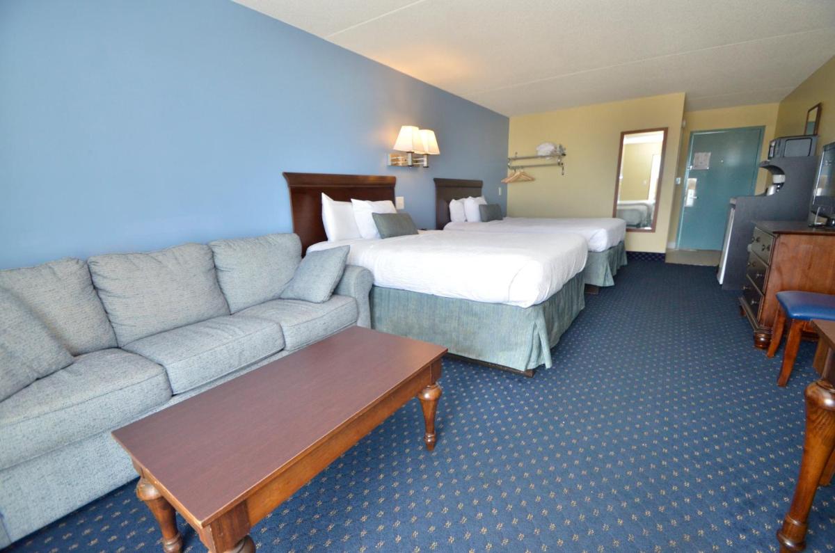Coastal Palms Inn and Suites - image 4
