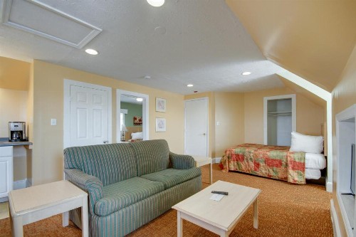Ocean Lodge Hotel & Apartments - image 41