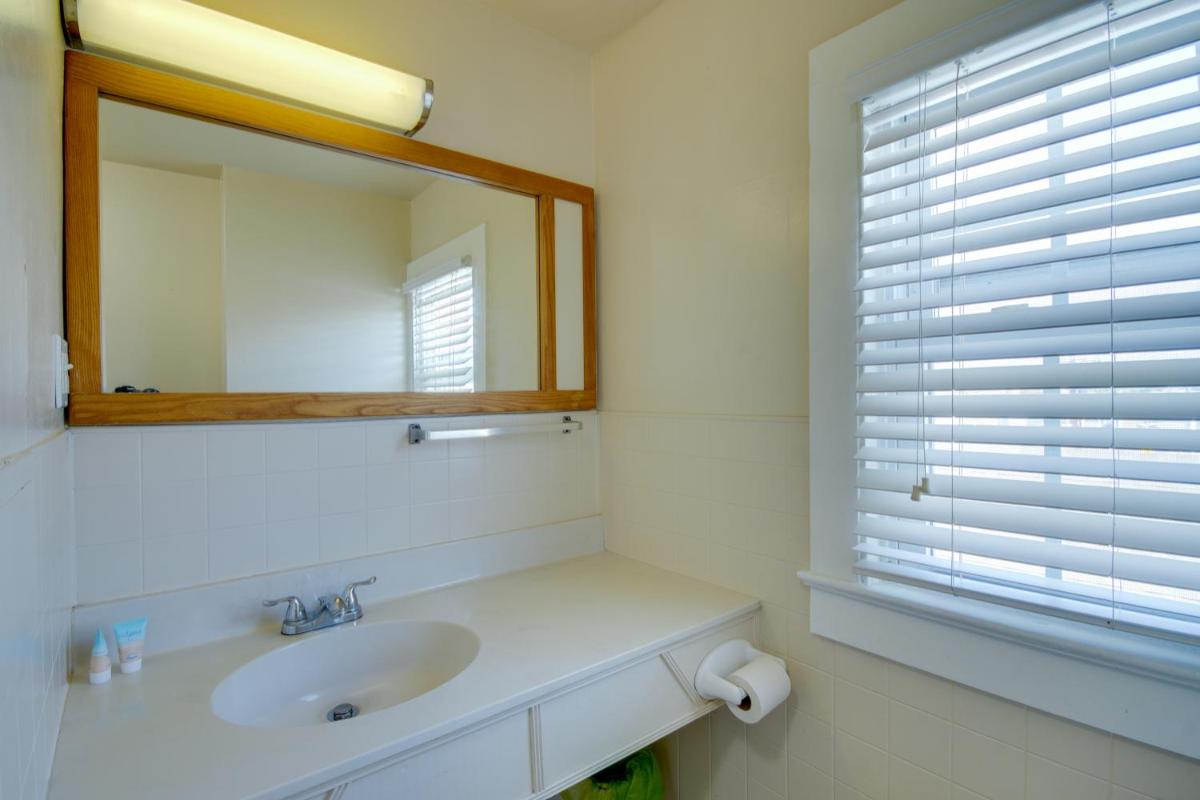 Ocean Lodge Hotel & Apartments - image 7