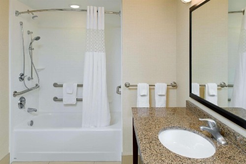 Hampton Inn & Suites Ocean City - image 25