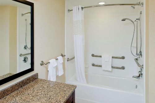 Hampton Inn & Suites Ocean City - image 26