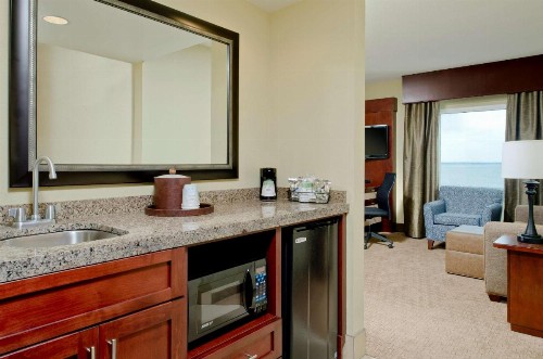 Hampton Inn & Suites Ocean City - image 33