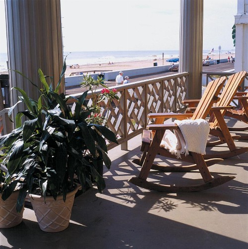 Harrison Hall Hotel - image 35