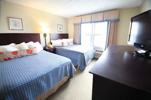 Harrison Hall Hotel - image 50