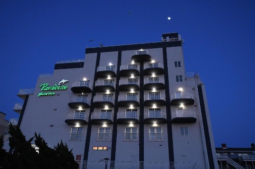Paradise Plaza Inn