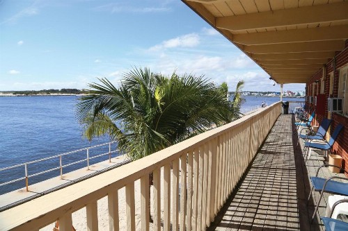 Oceanic Motel - image 15