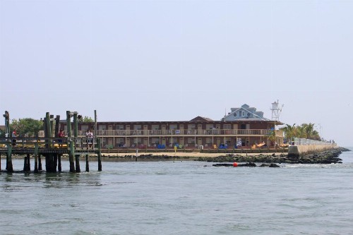 Oceanic Motel - image 24
