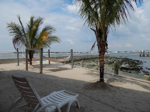 Oceanic Motel - image 29