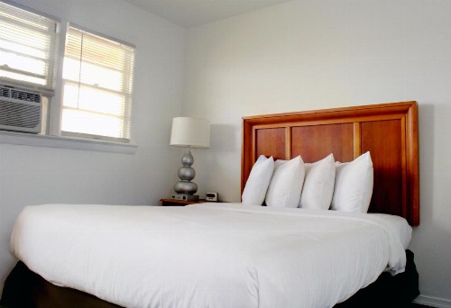 Oceanic Motel - image 44