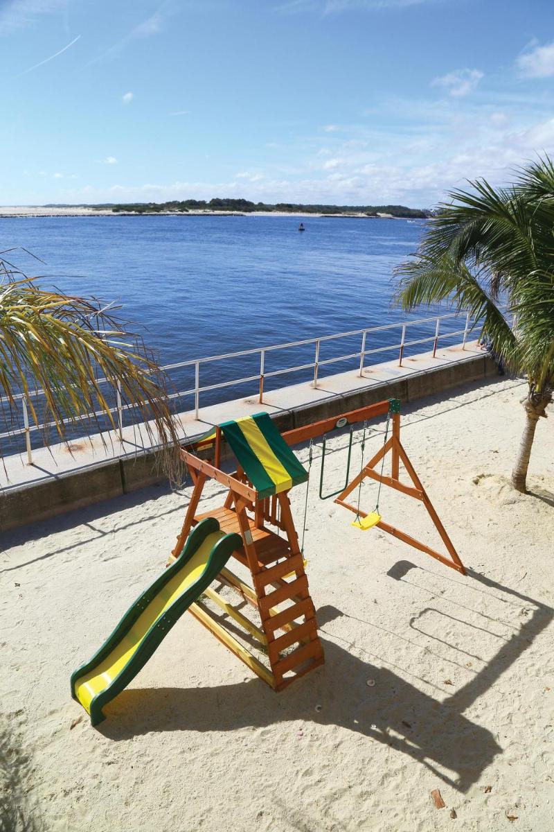 Oceanic Motel - image 7