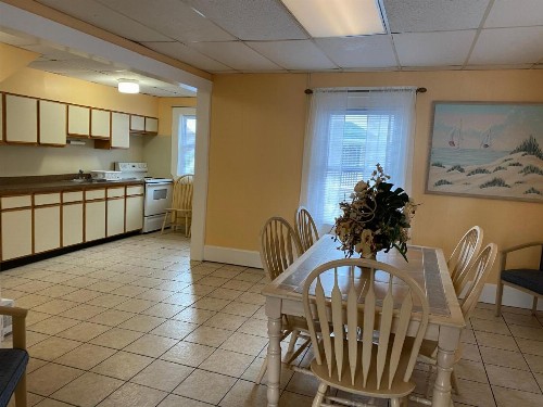 Boardwalk Terrace - image 36