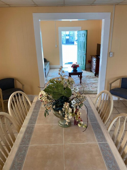 Boardwalk Terrace - image 8