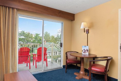 Bonita Beach Hotel - image 16
