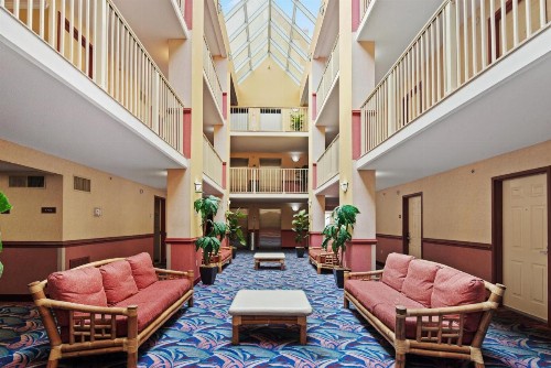 Bonita Beach Hotel - image 24