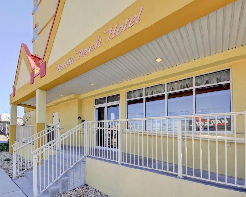 Bonita Beach Hotel - image 5