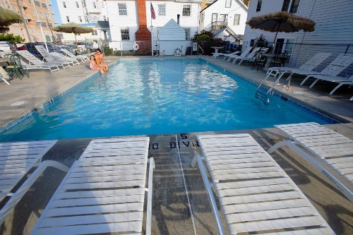 Majestic Hotel & Apartments - image 8