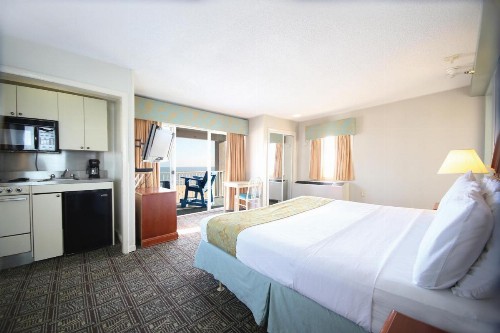 Flagship Oceanfront - image 27