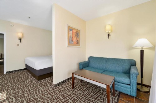 Monte Carlo Suites Ocean City - image 11