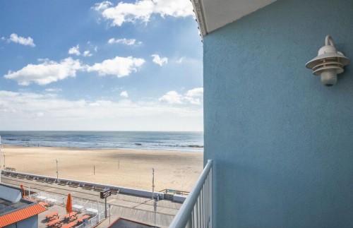 Tidelands Caribbean Boardwalk Hotel and Suites - image 49